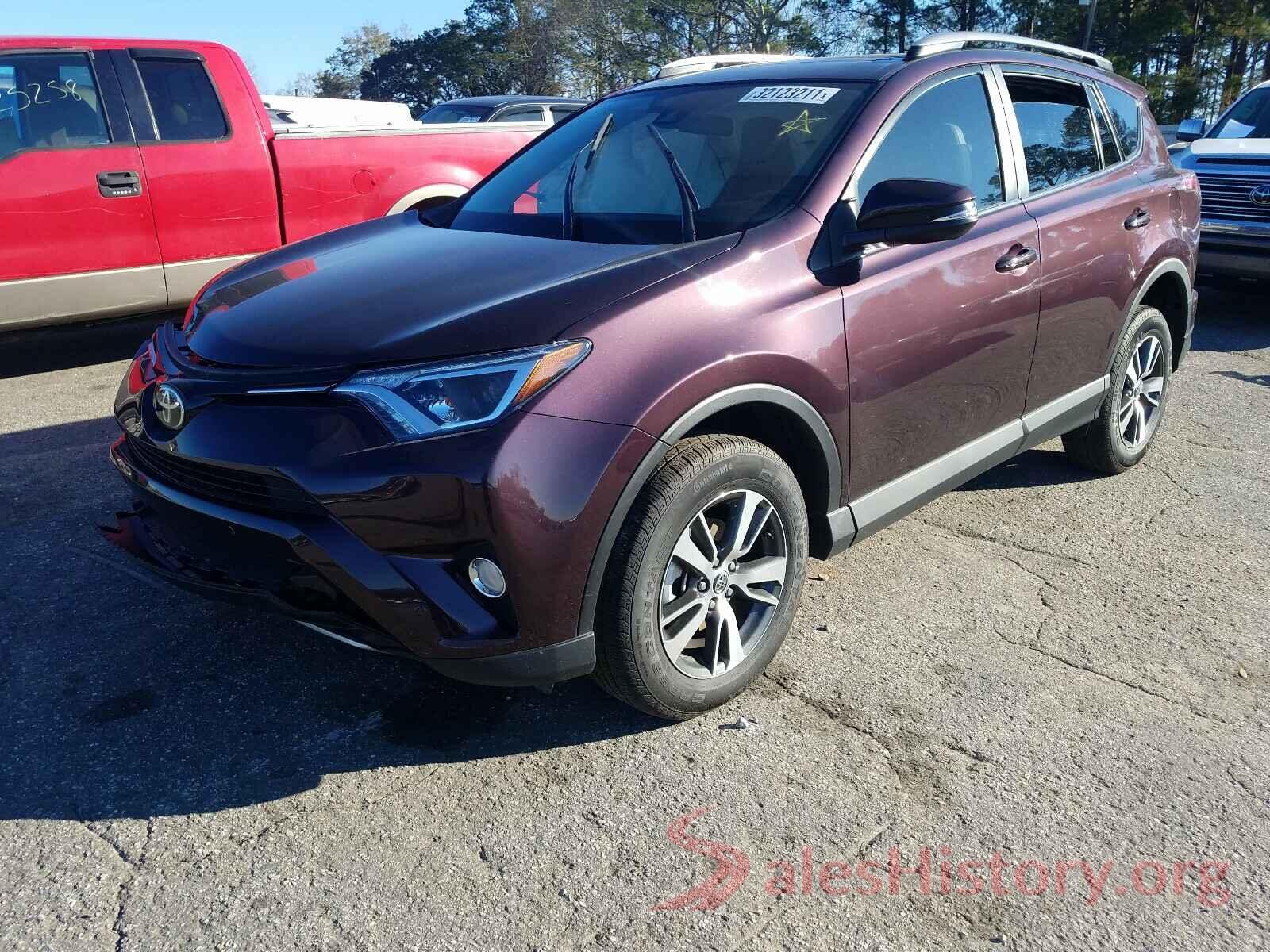 2T3WFREVXJW428382 2018 TOYOTA RAV4