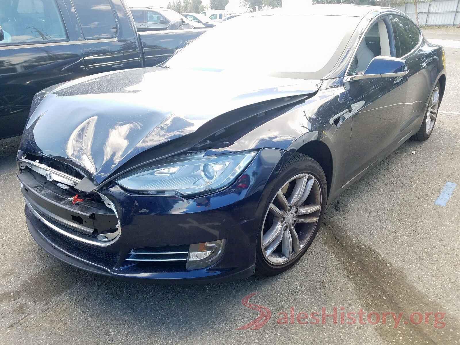 5YJSA1AC8DFP10923 2013 TESLA MODEL S