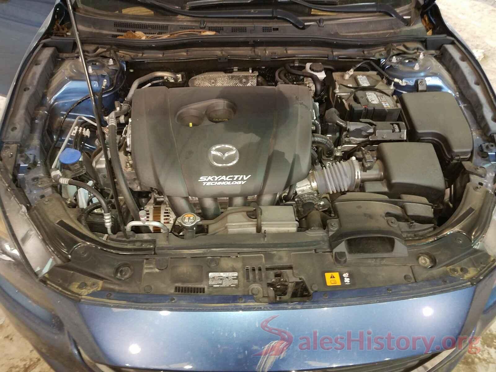 3MZBN1L38JM226210 2018 MAZDA 3