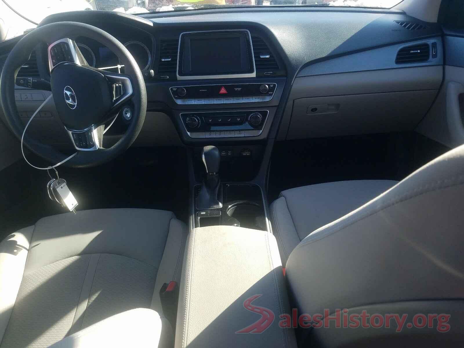 5NPE24AF8KH791071 2019 HYUNDAI SONATA