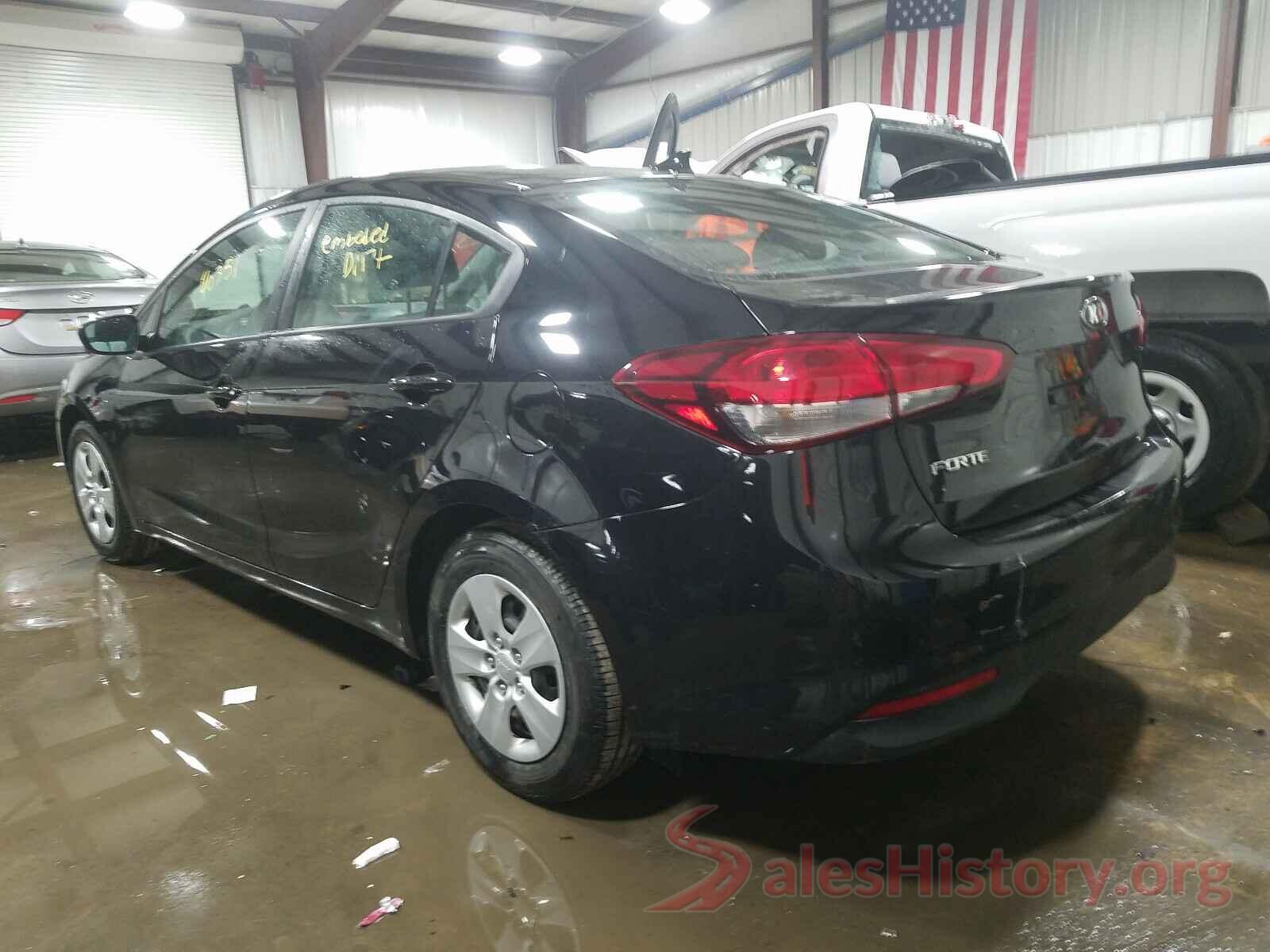 3KPFK4A70HE140236 2017 KIA FORTE