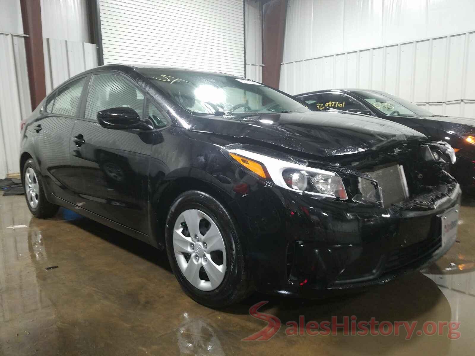 3KPFK4A70HE140236 2017 KIA FORTE