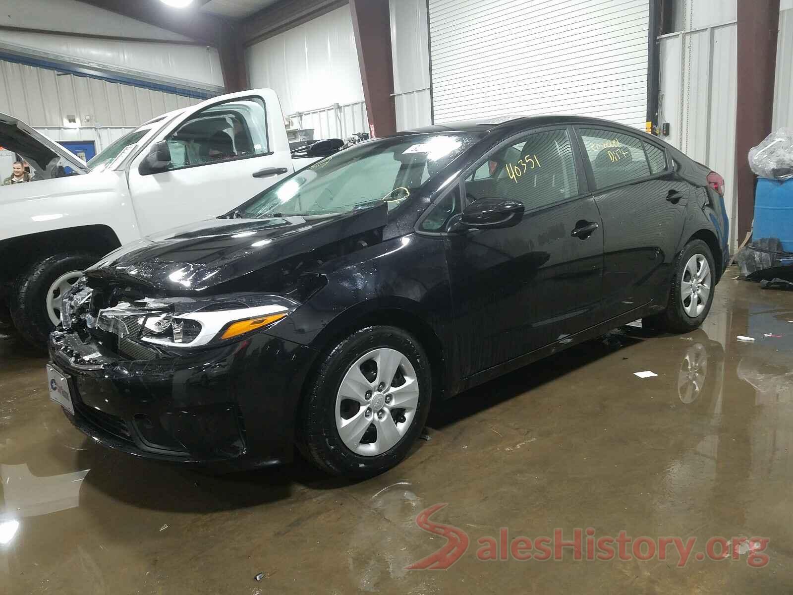 3KPFK4A70HE140236 2017 KIA FORTE