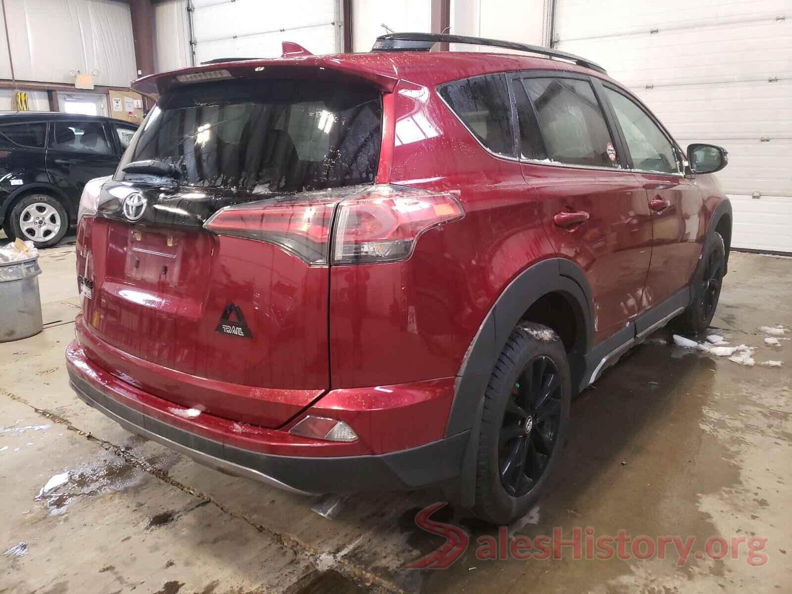 2T3RFREV2JW830216 2018 TOYOTA RAV4