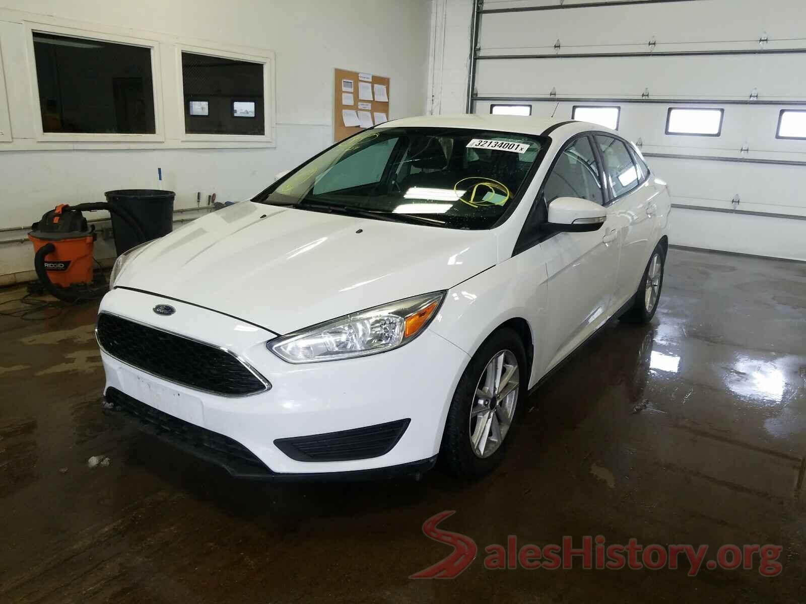 1FADP3F27HL300318 2017 FORD FOCUS