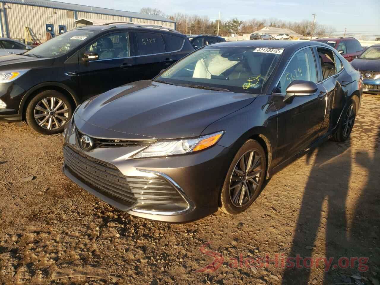 4T1F11BK7MU036595 2021 TOYOTA CAMRY