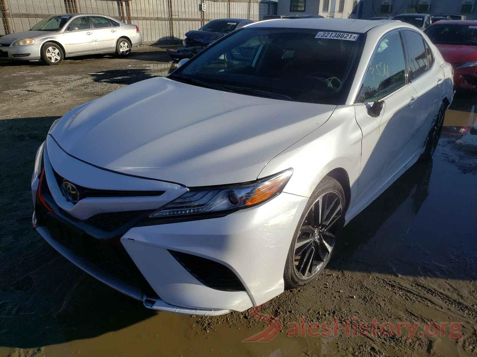 4T1B61HK6KU738864 2019 TOYOTA CAMRY