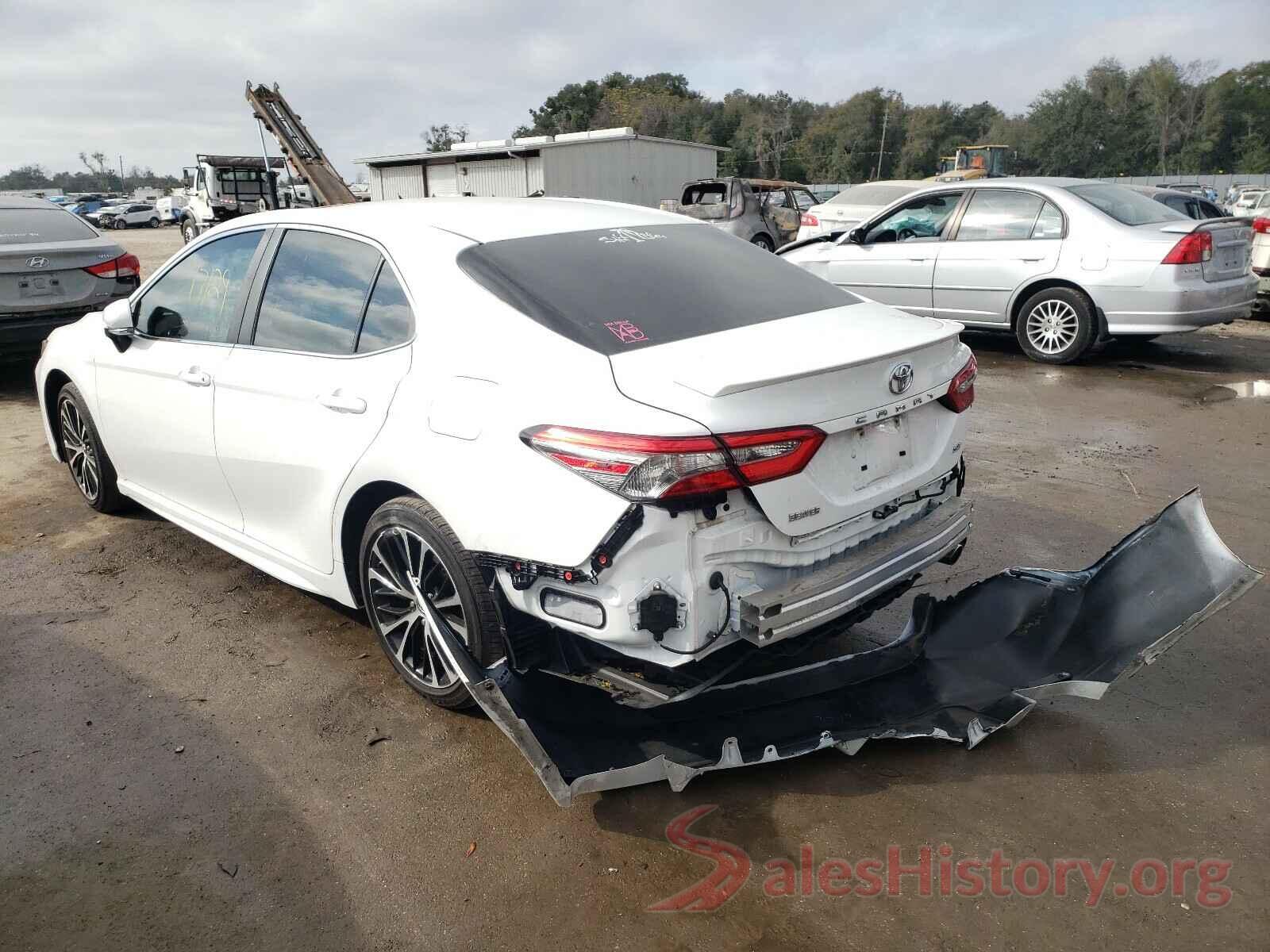 4T1B11HKXJU145909 2018 TOYOTA CAMRY