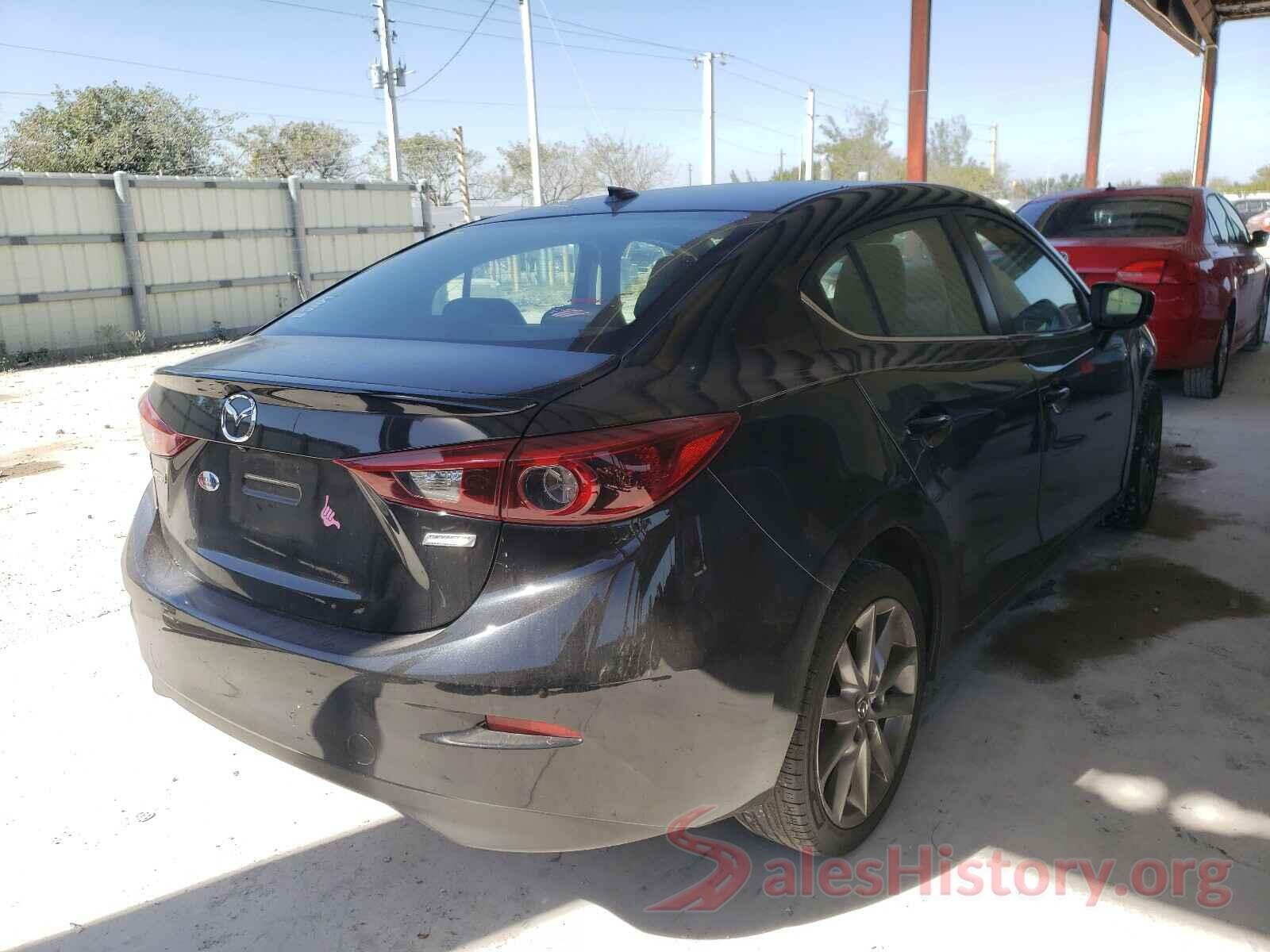 3MZBN1W39JM228219 2018 MAZDA 3