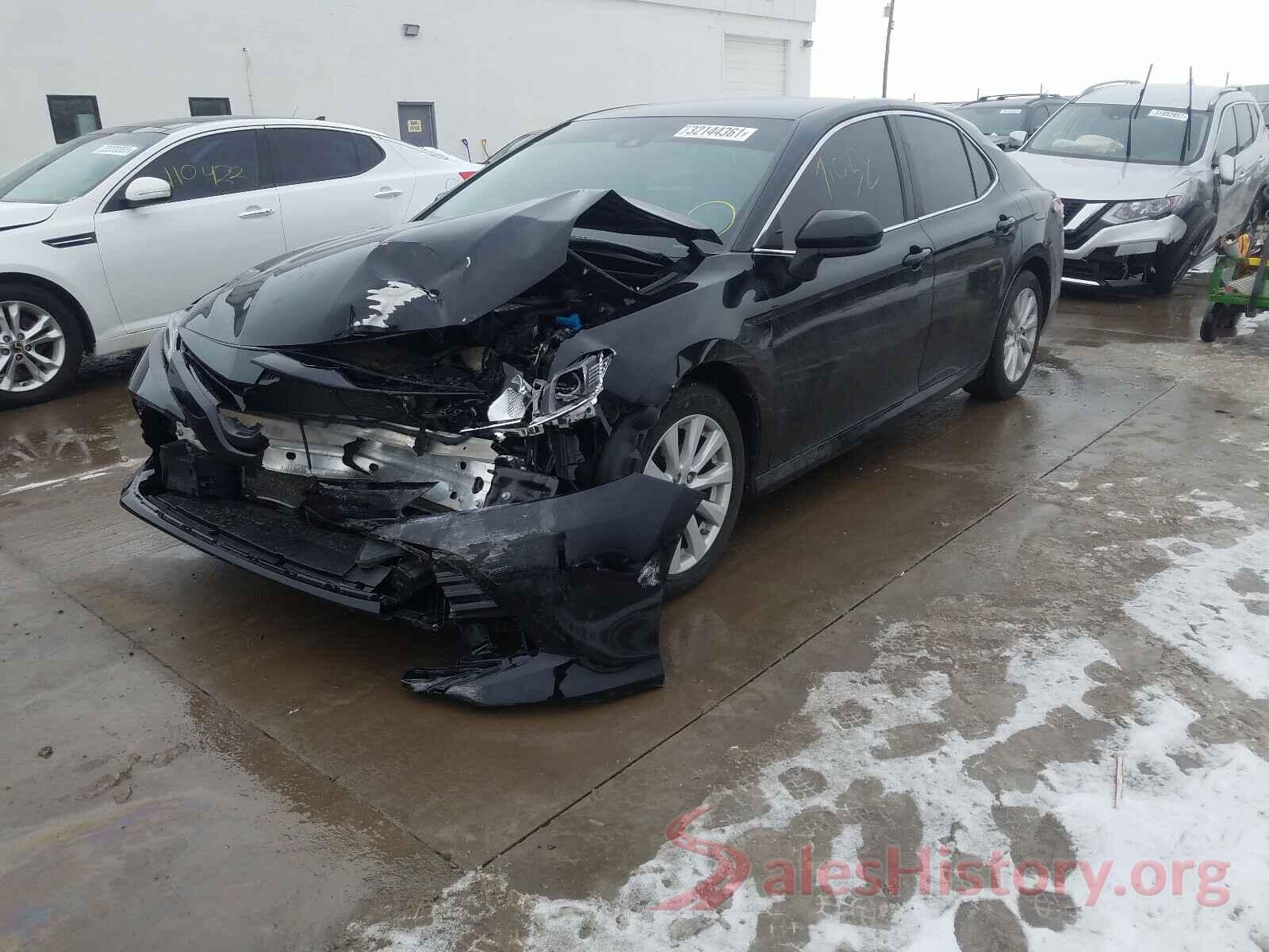 4T1B11HK3JU114467 2018 TOYOTA CAMRY