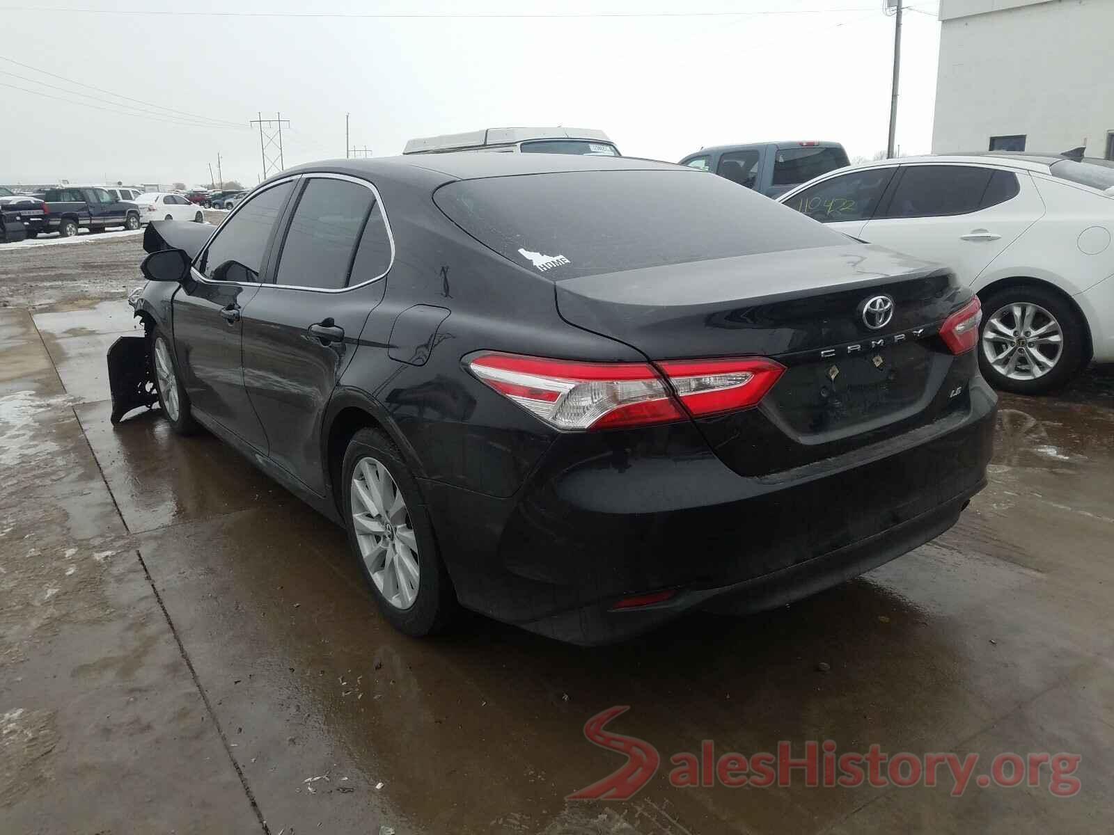 4T1B11HK3JU114467 2018 TOYOTA CAMRY