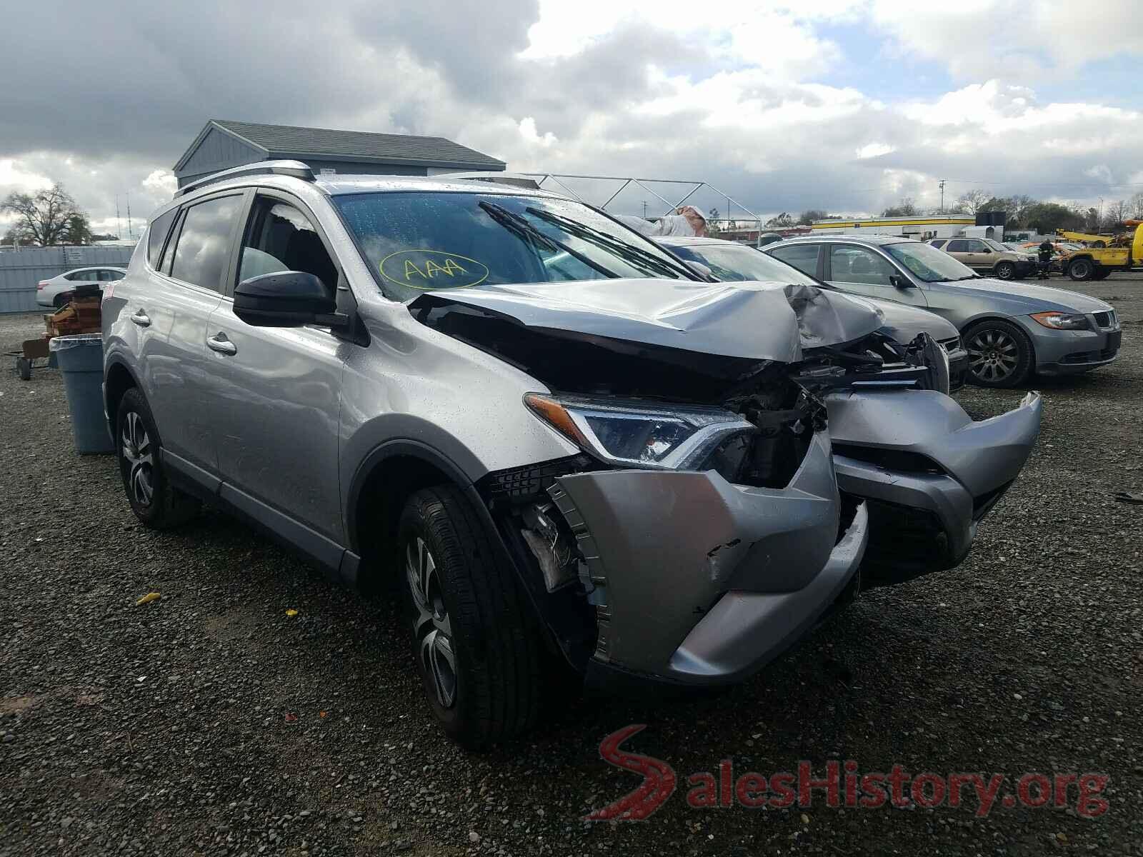 2T3ZFREV7HW356385 2017 TOYOTA RAV4