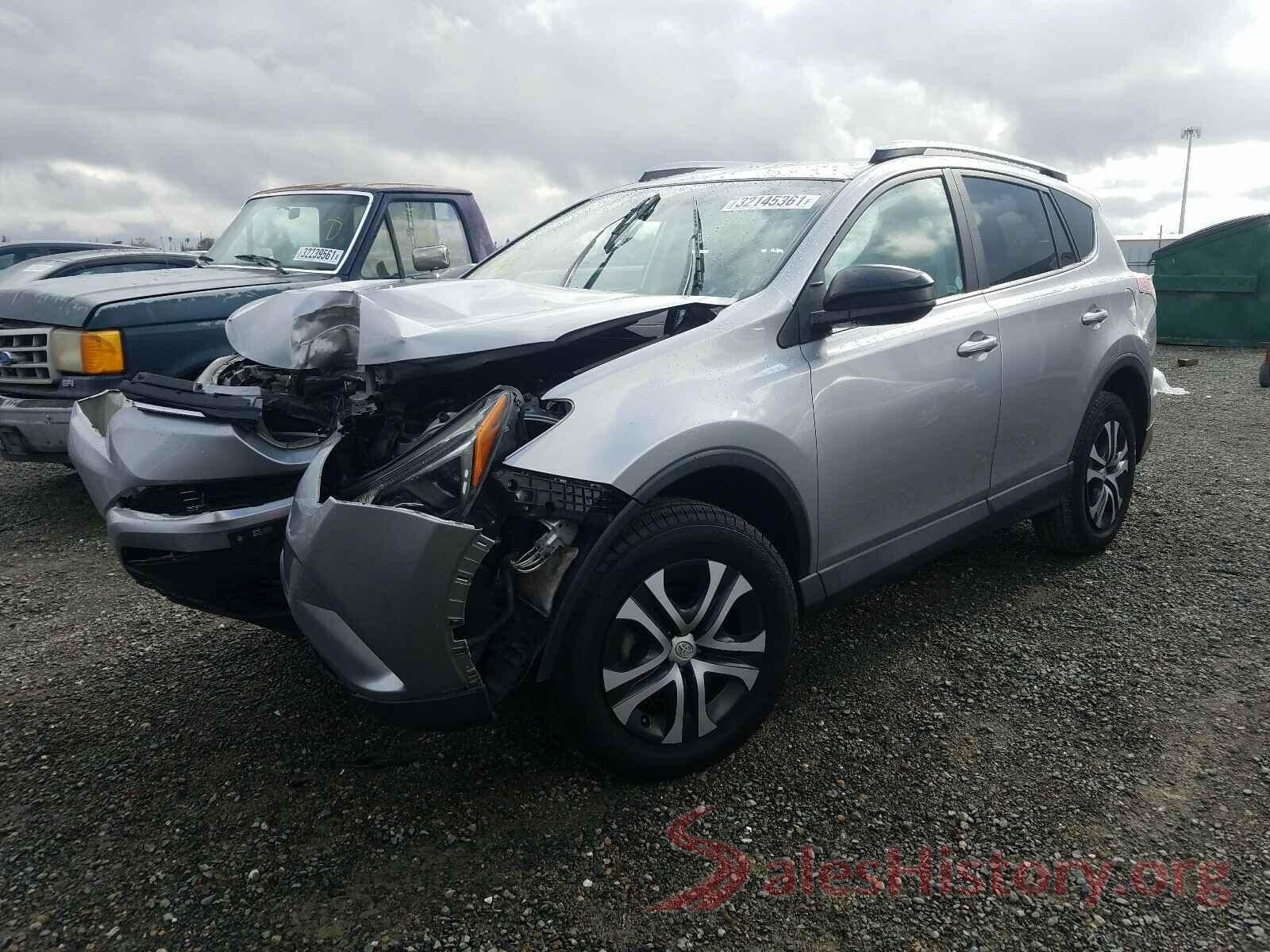 2T3ZFREV7HW356385 2017 TOYOTA RAV4