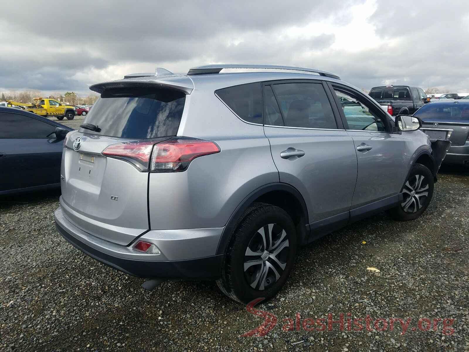 2T3ZFREV7HW356385 2017 TOYOTA RAV4