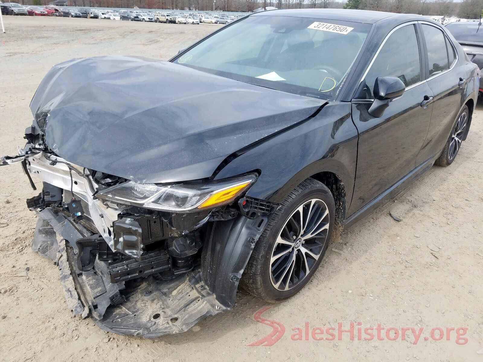 4T1B11HK6JU141131 2018 TOYOTA CAMRY