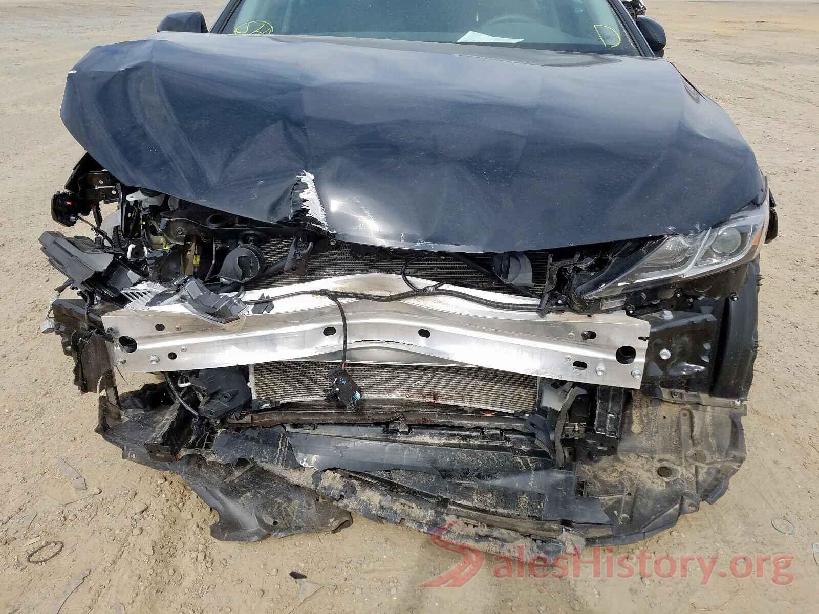 4T1B11HK6JU141131 2018 TOYOTA CAMRY