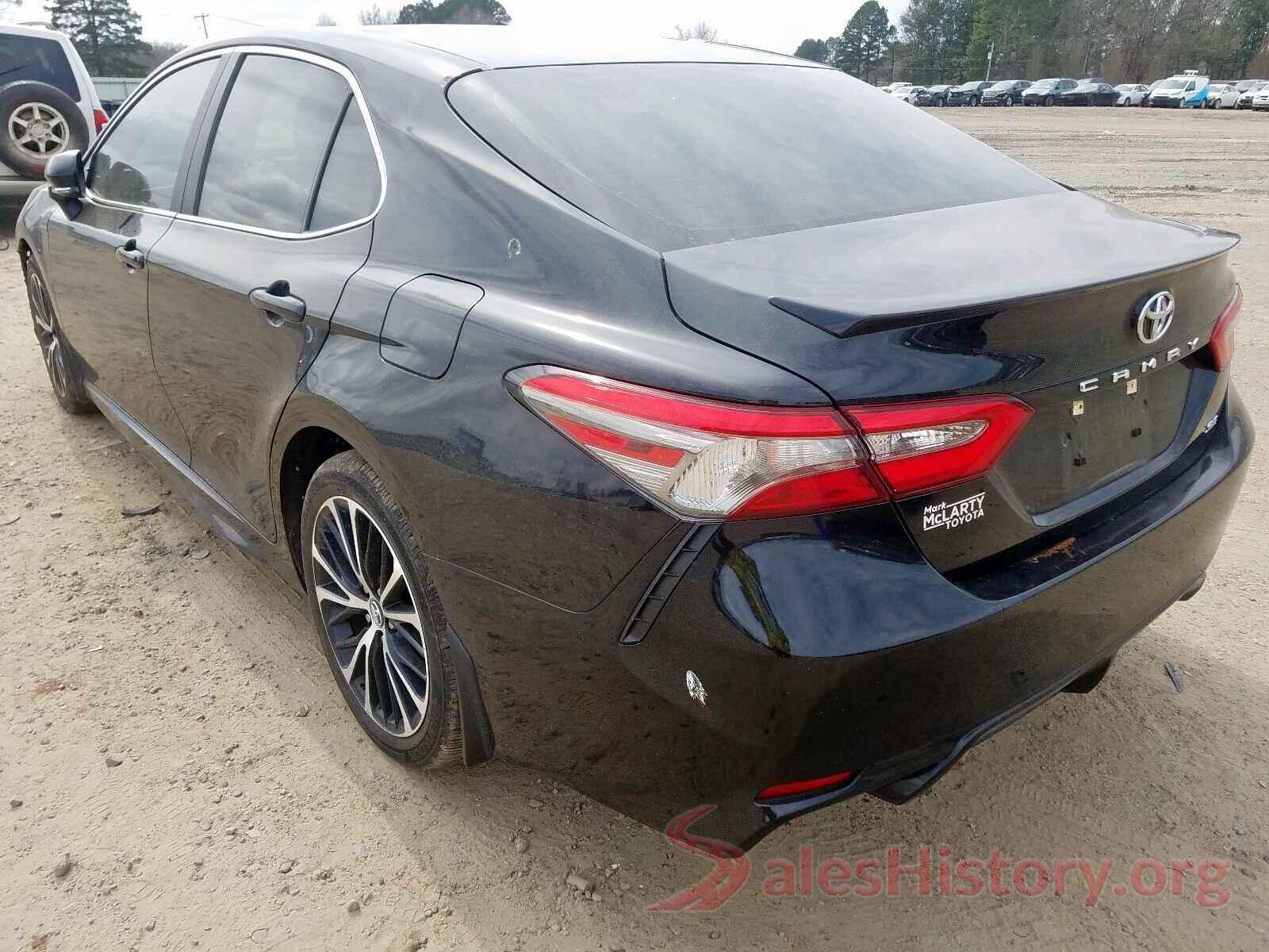 4T1B11HK6JU141131 2018 TOYOTA CAMRY