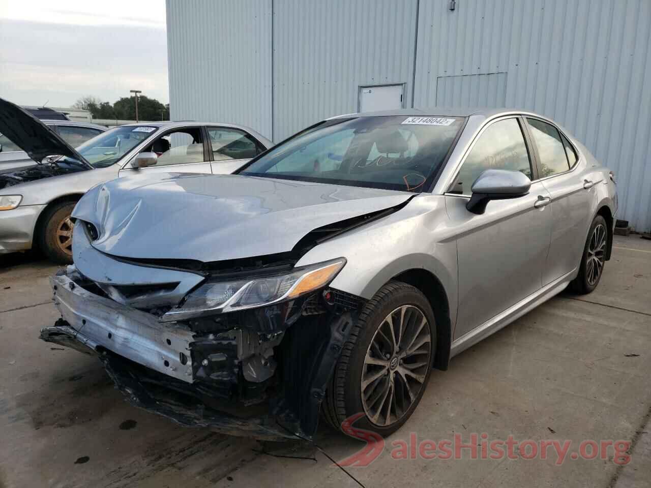 4T1B11HK9JU122668 2018 TOYOTA CAMRY