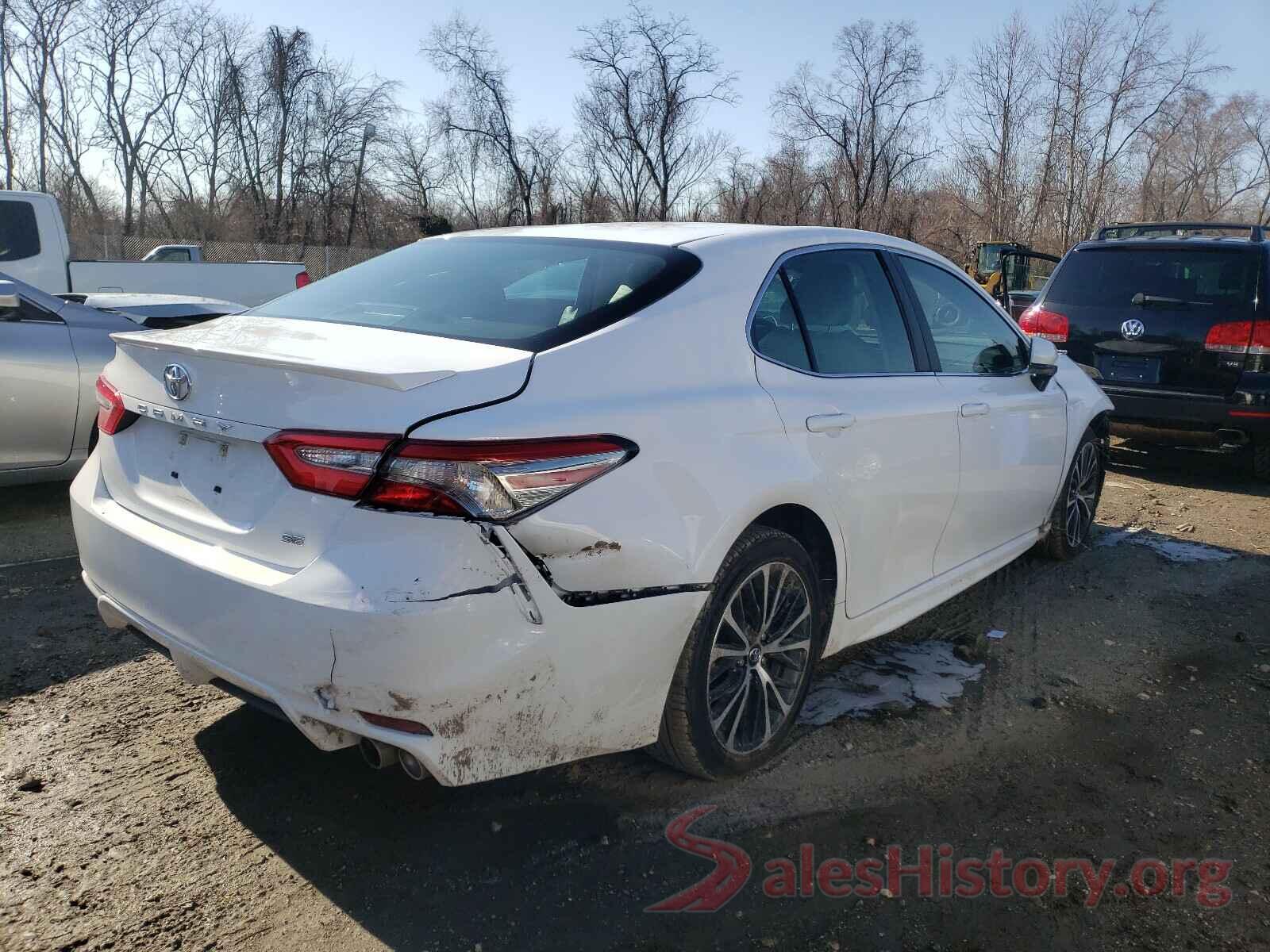 4T1B11HK7JU048554 2018 TOYOTA CAMRY