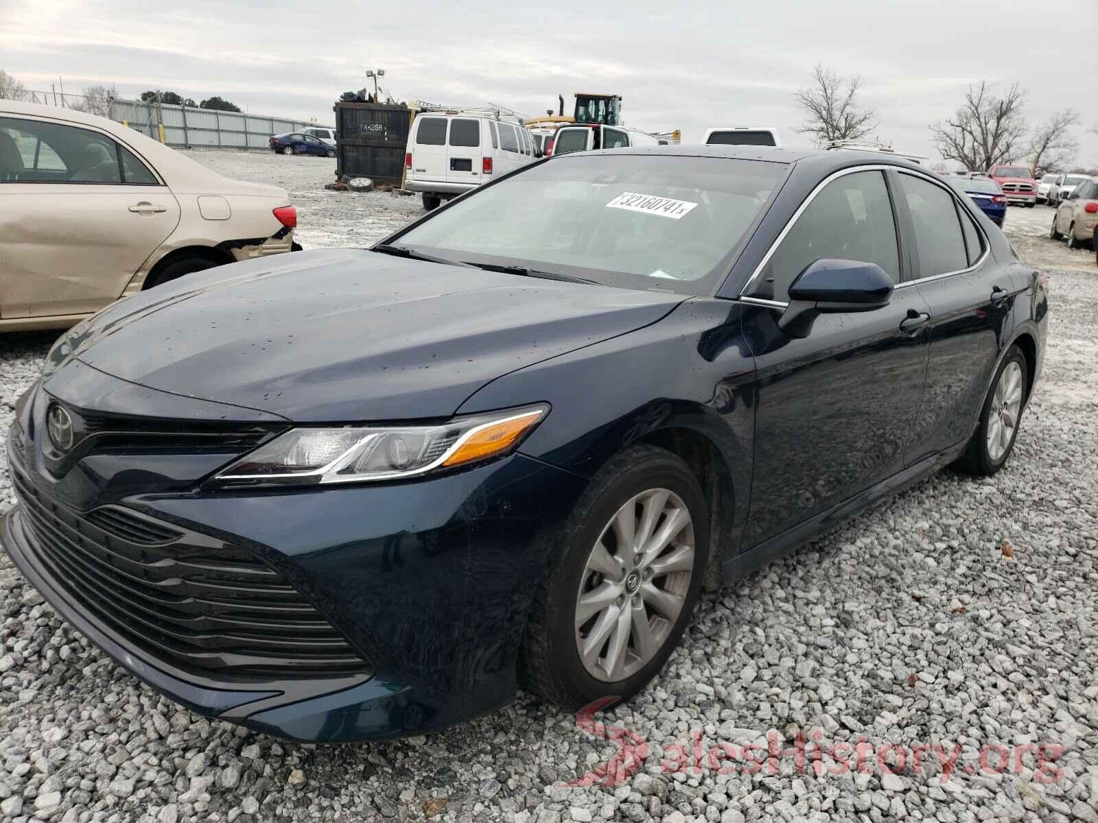 4T1B11HK8JU548478 2018 TOYOTA CAMRY