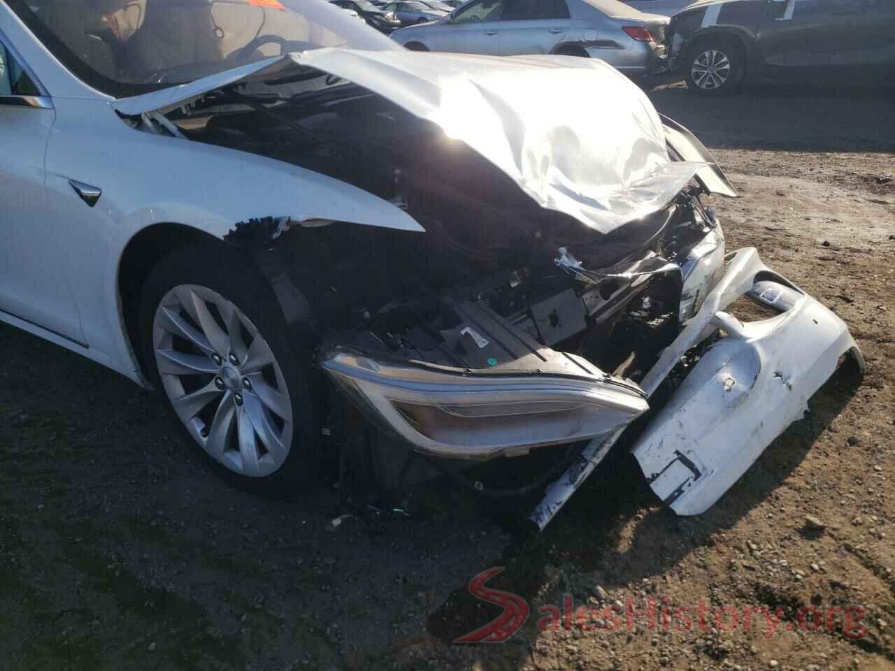 5YJSA1E28JF282932 2018 TESLA MODEL S