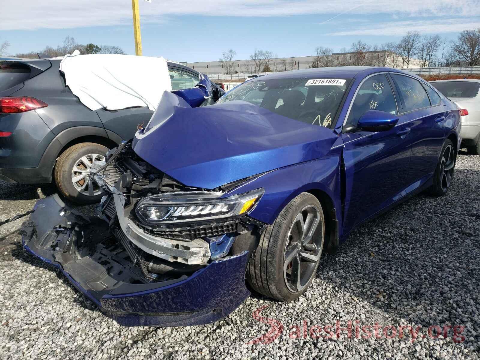 1HGCV1F33JA253980 2018 HONDA ACCORD