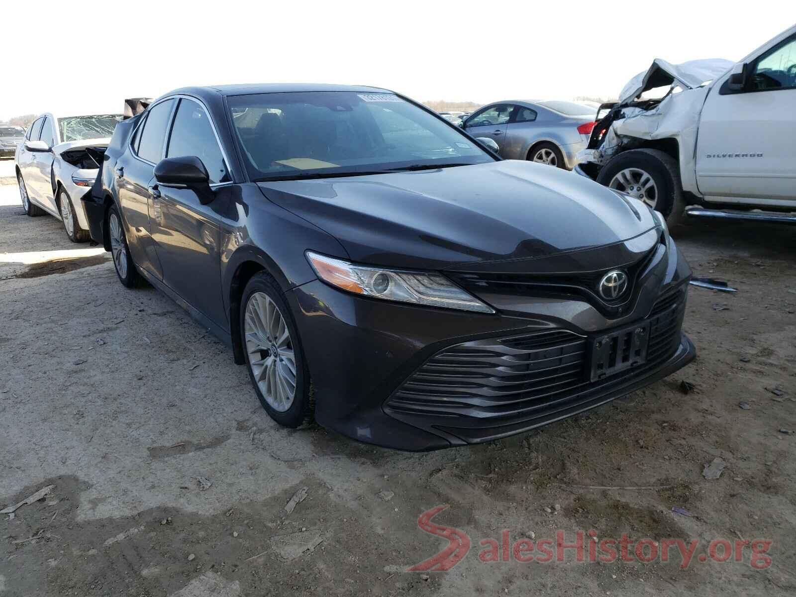 4T1BZ1HK4JU011745 2018 TOYOTA CAMRY