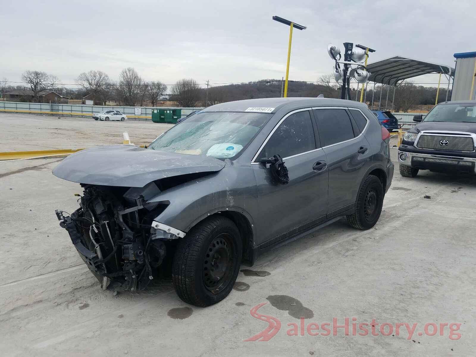 JN8AT2MT2JW458122 2018 NISSAN ROGUE