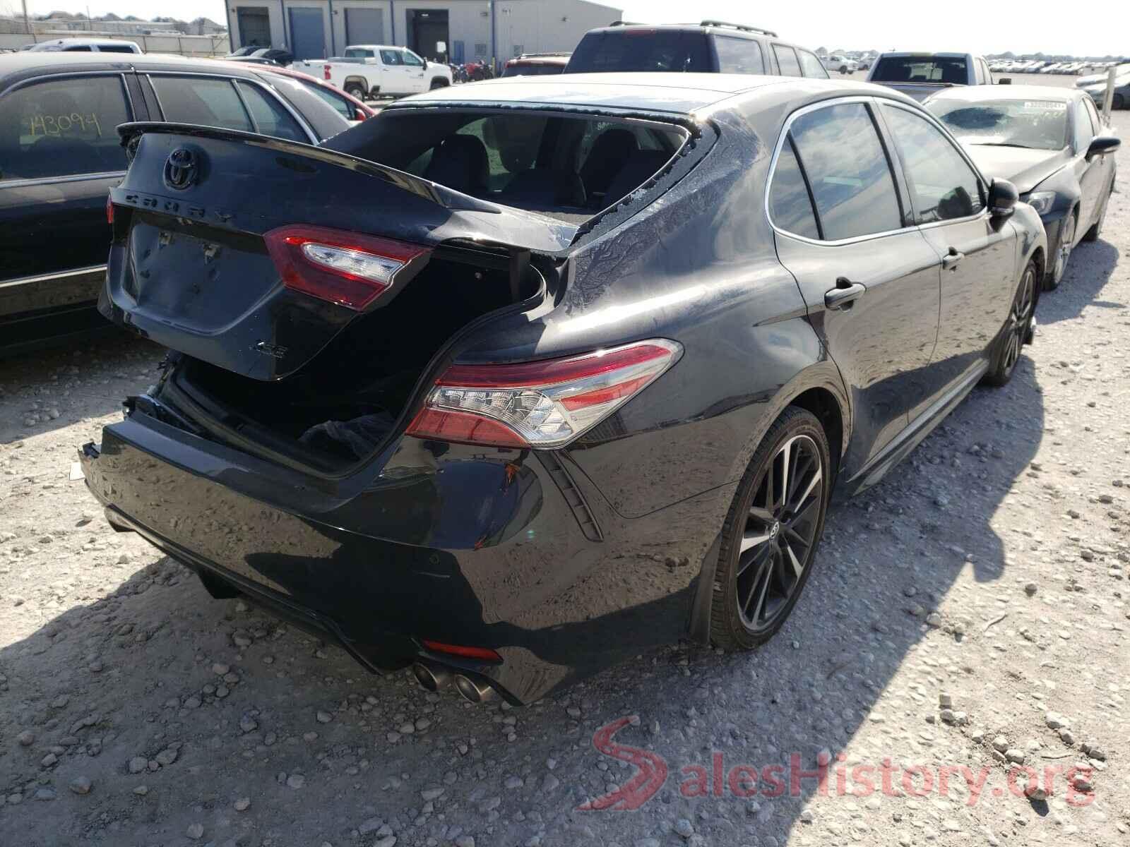 4T1B61HK8JU131623 2018 TOYOTA CAMRY