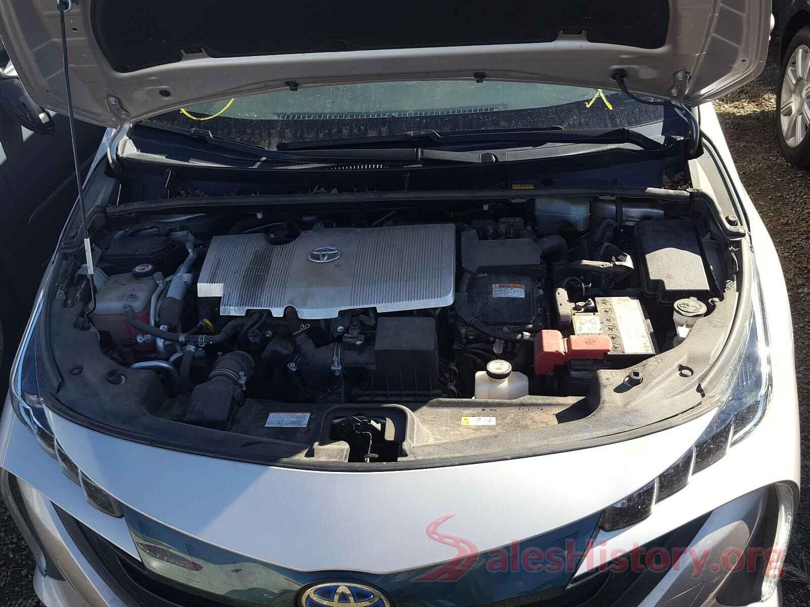 JTDKARFPXH3012231 2017 TOYOTA PRIUS