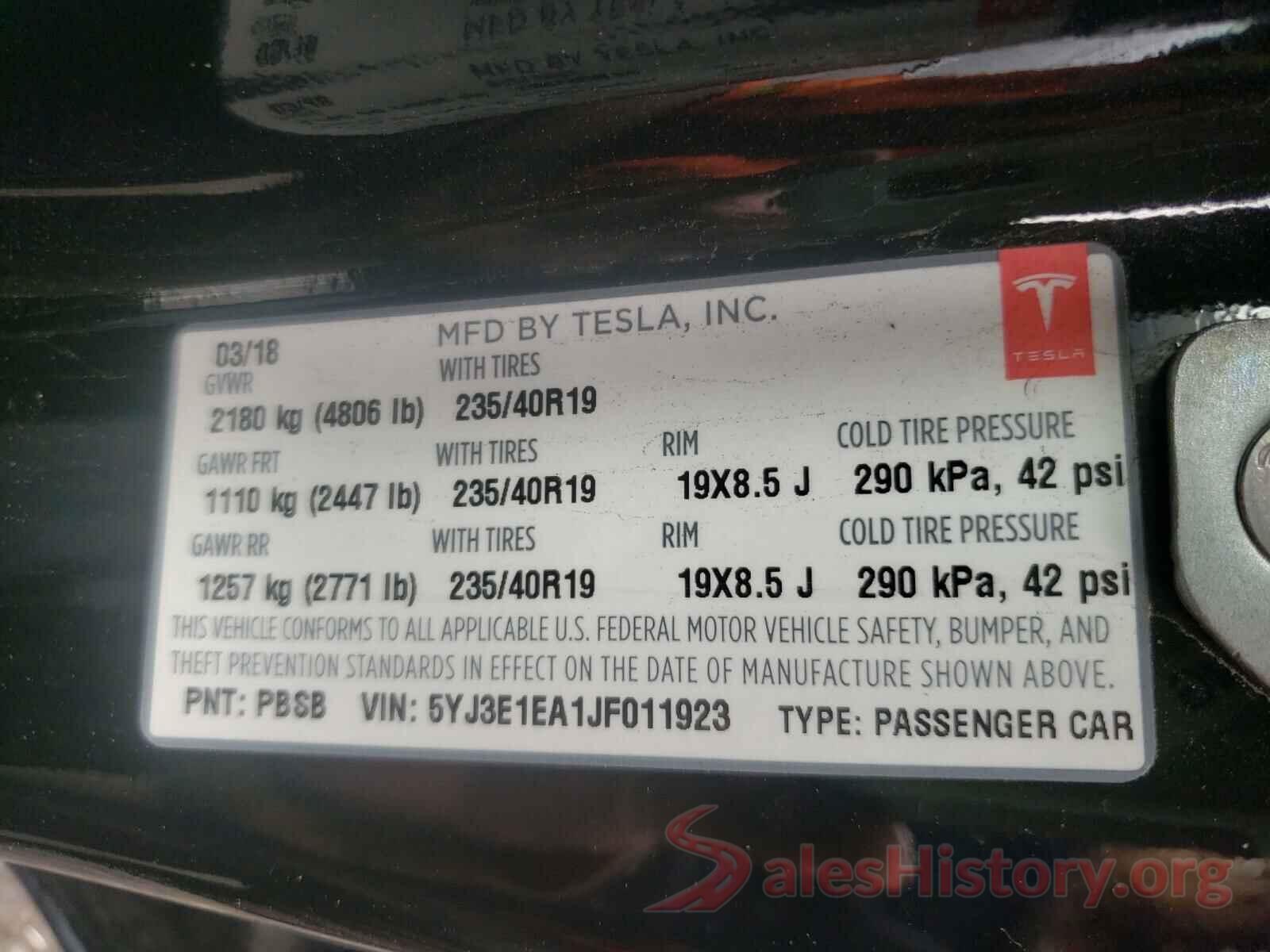 5YJ3E1EA1JF011923 2018 TESLA MODEL 3