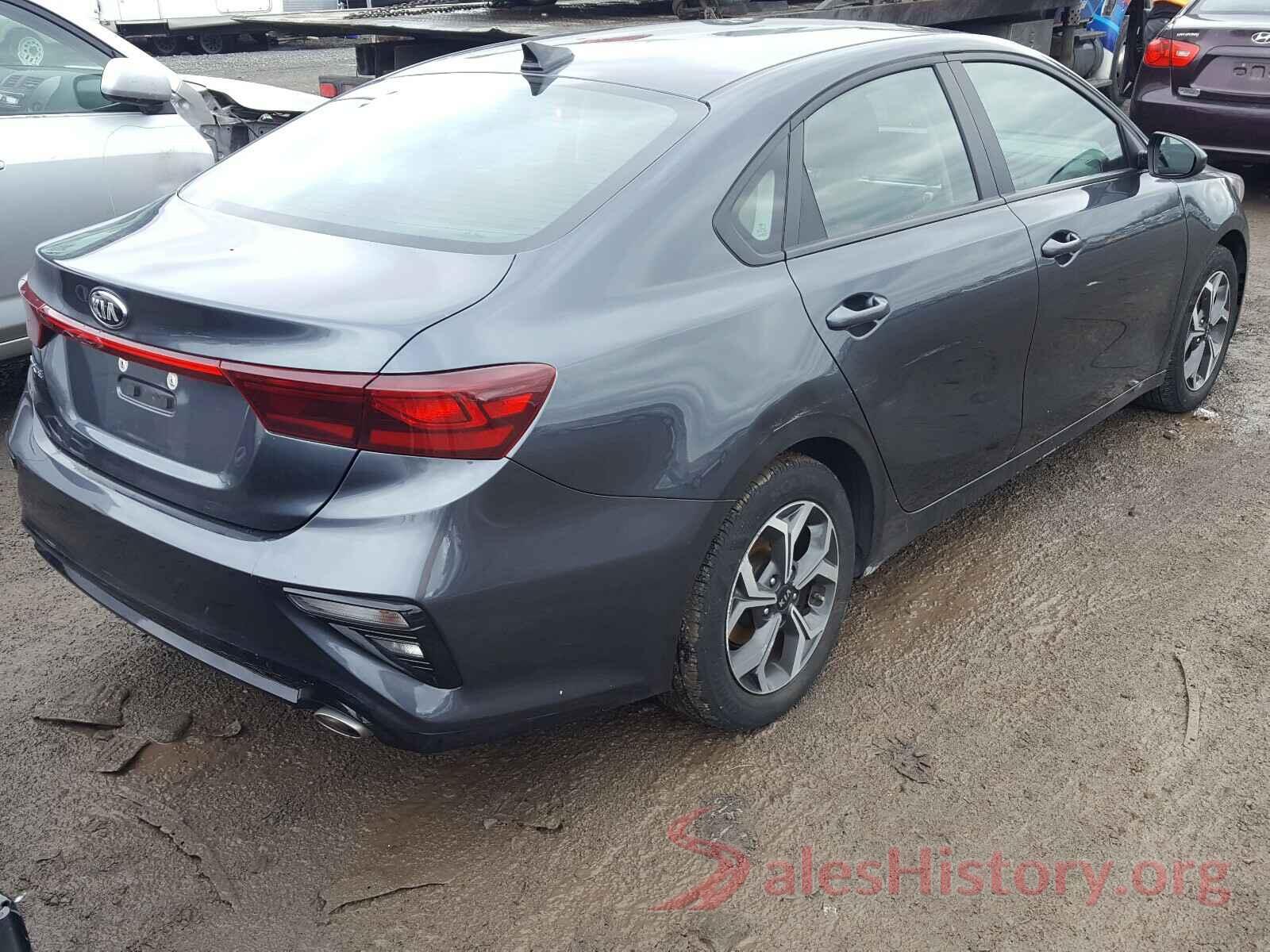 3KPF24AD1KE111860 2019 KIA FORTE