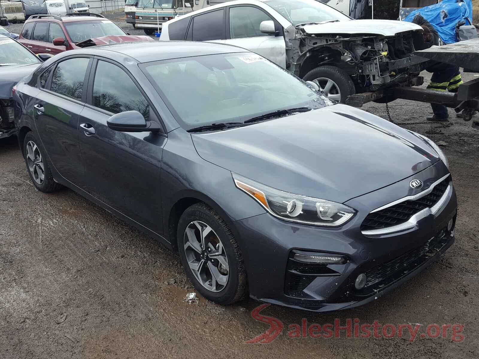 3KPF24AD1KE111860 2019 KIA FORTE