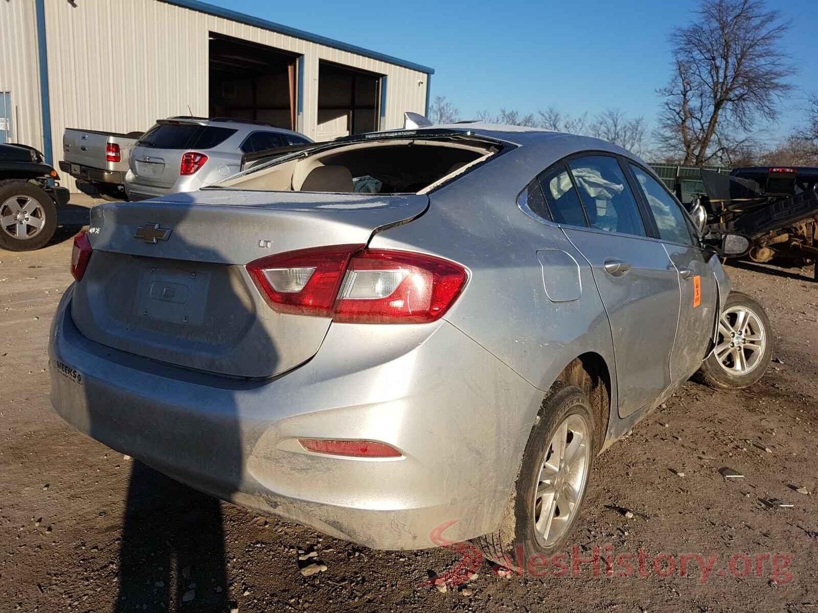 1G1BE5SM2J7235735 2018 CHEVROLET CRUZE