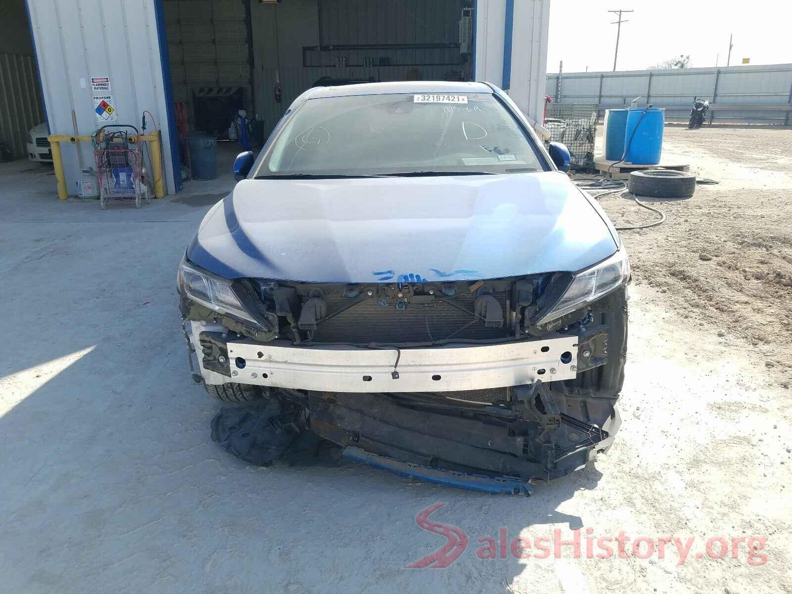 4T1B11HK1JU151470 2018 TOYOTA CAMRY