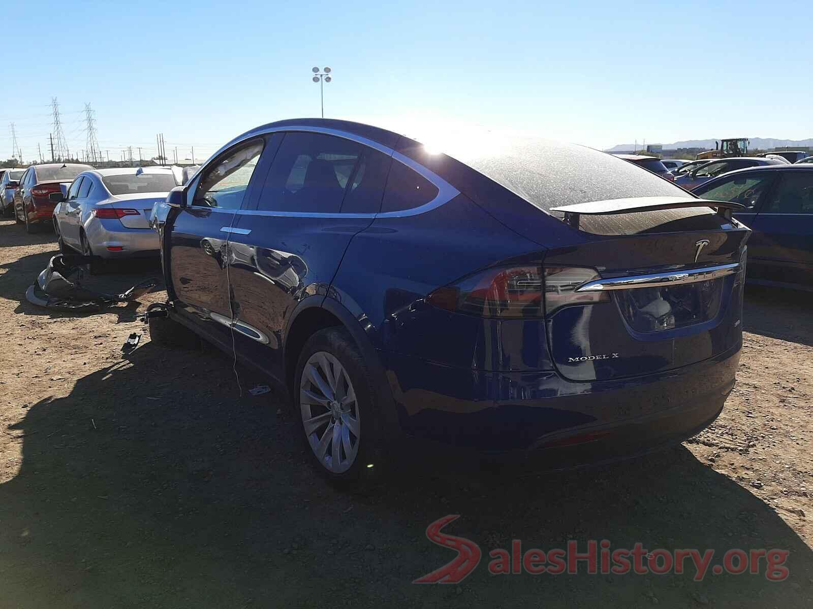 5YJXCDE25JF090143 2018 TESLA MODEL X