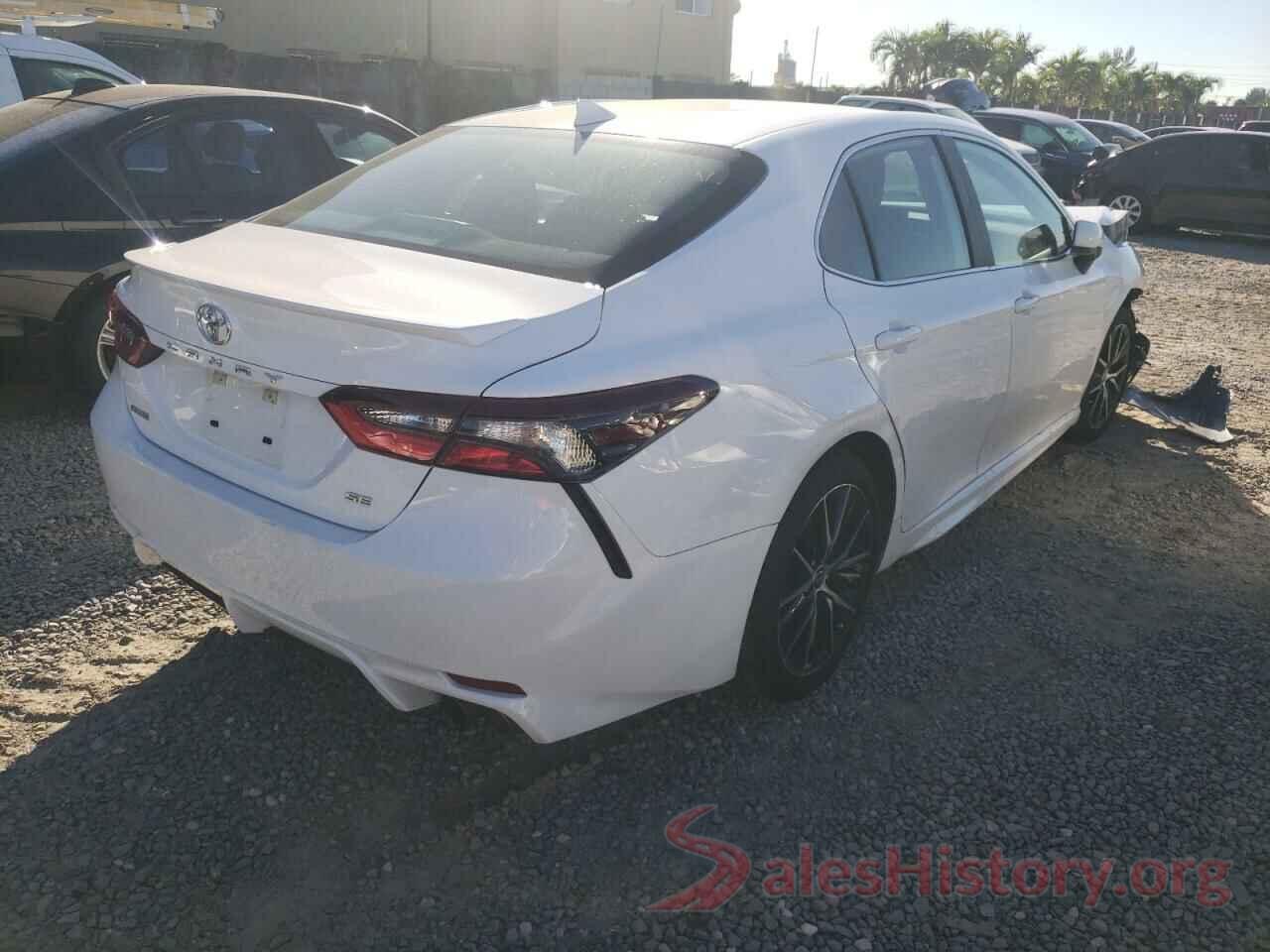 4T1G11AK0MU571127 2021 TOYOTA CAMRY