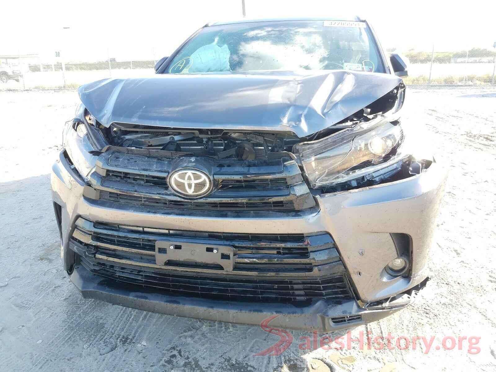 5TDJZRFH4KS702253 2019 TOYOTA HIGHLANDER