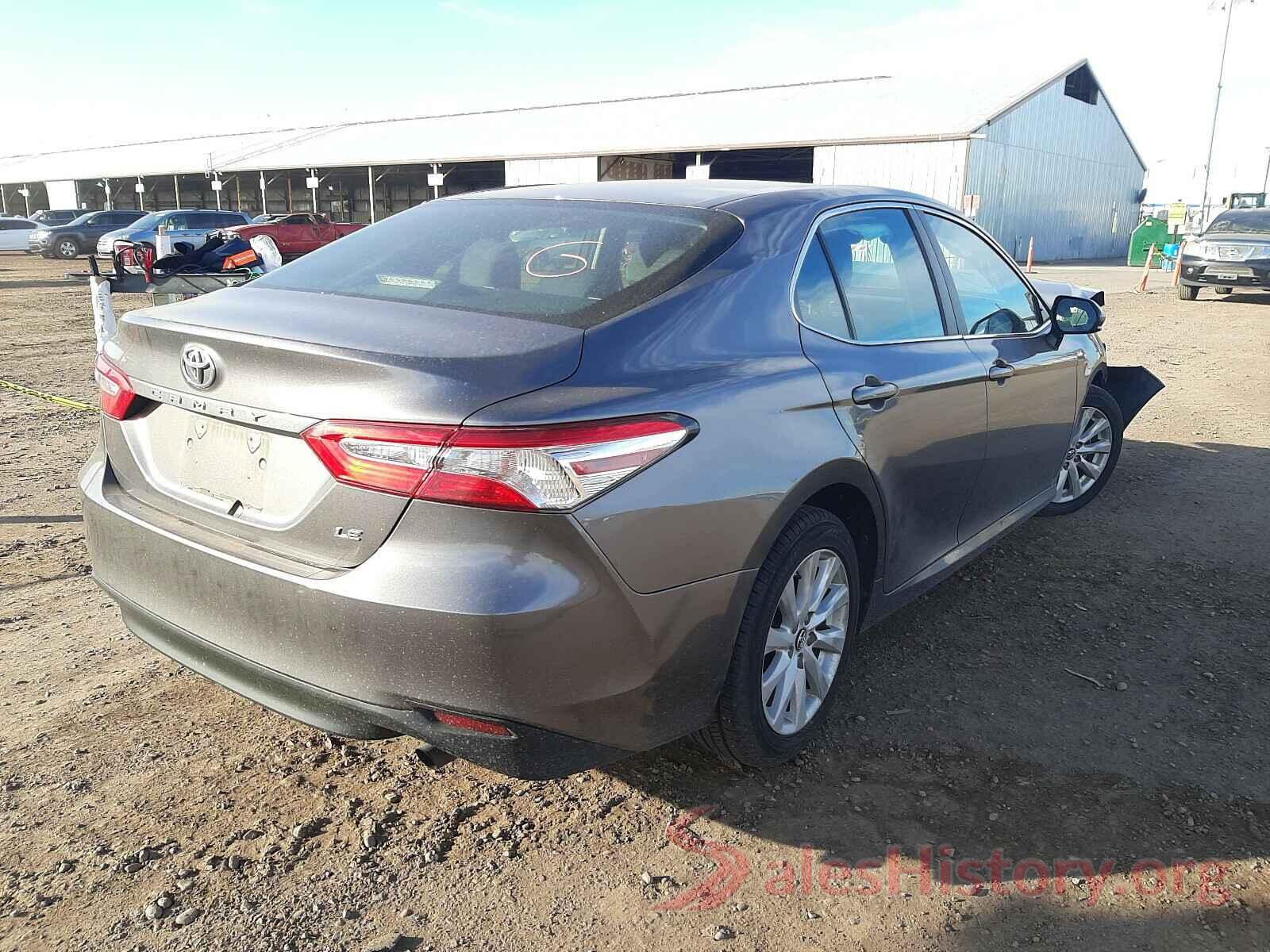 4T1B11HK5JU568896 2018 TOYOTA CAMRY