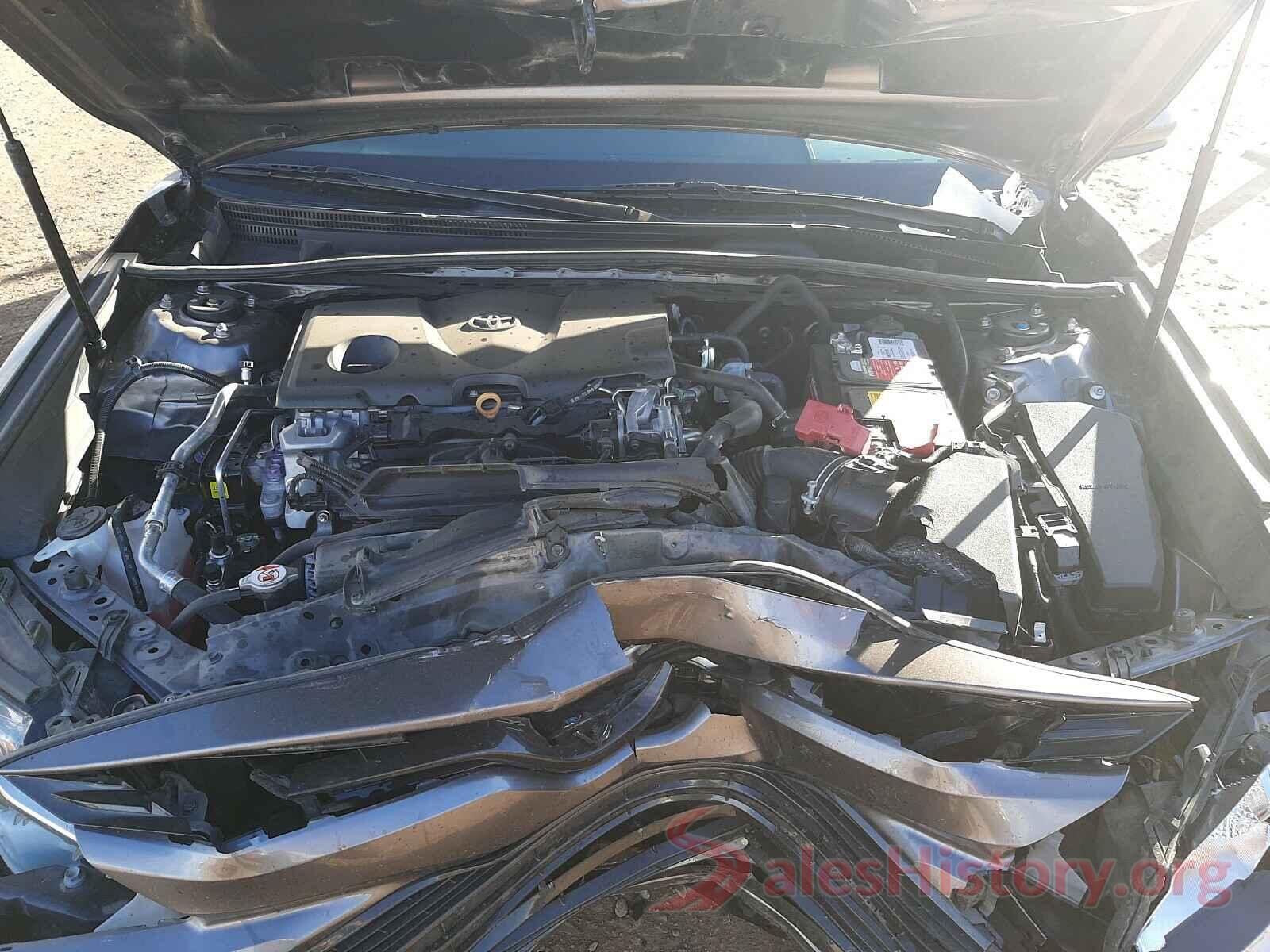 4T1B11HK5JU568896 2018 TOYOTA CAMRY