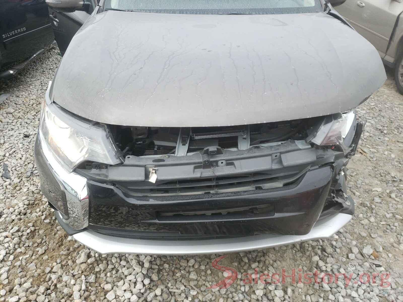 JA4AD3A33HZ025415 2017 MITSUBISHI OUTLANDER