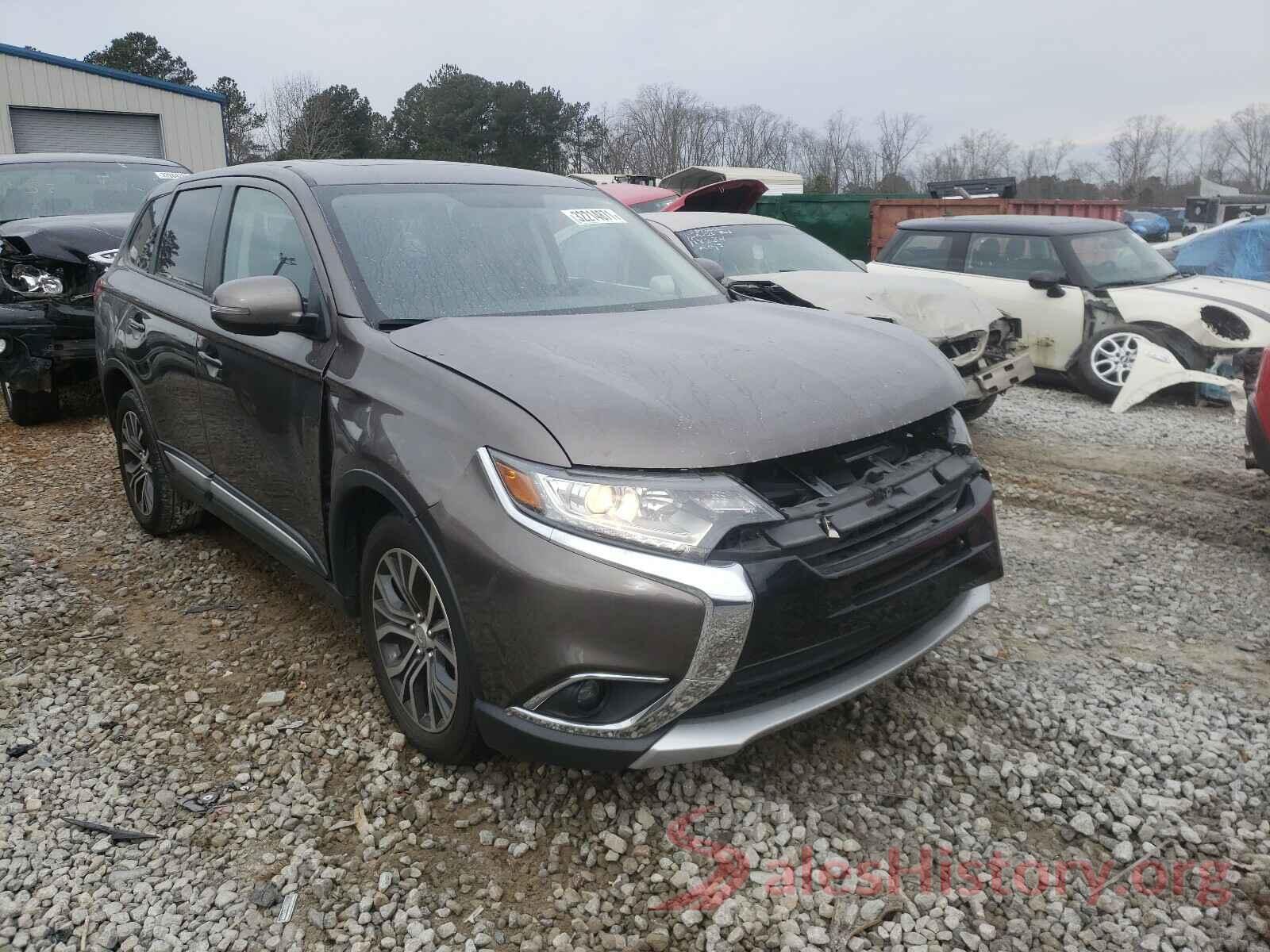 JA4AD3A33HZ025415 2017 MITSUBISHI OUTLANDER