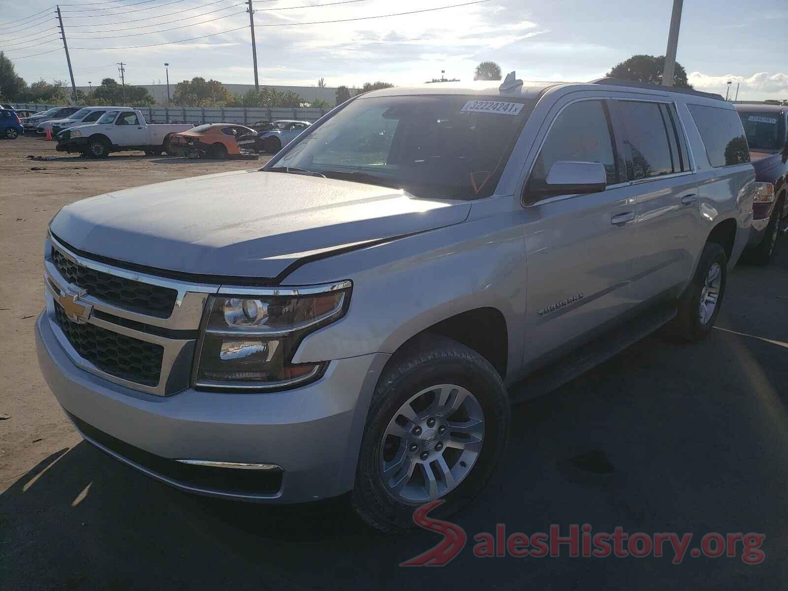 1GNSCHKCXJR127462 2018 CHEVROLET SUBURBAN