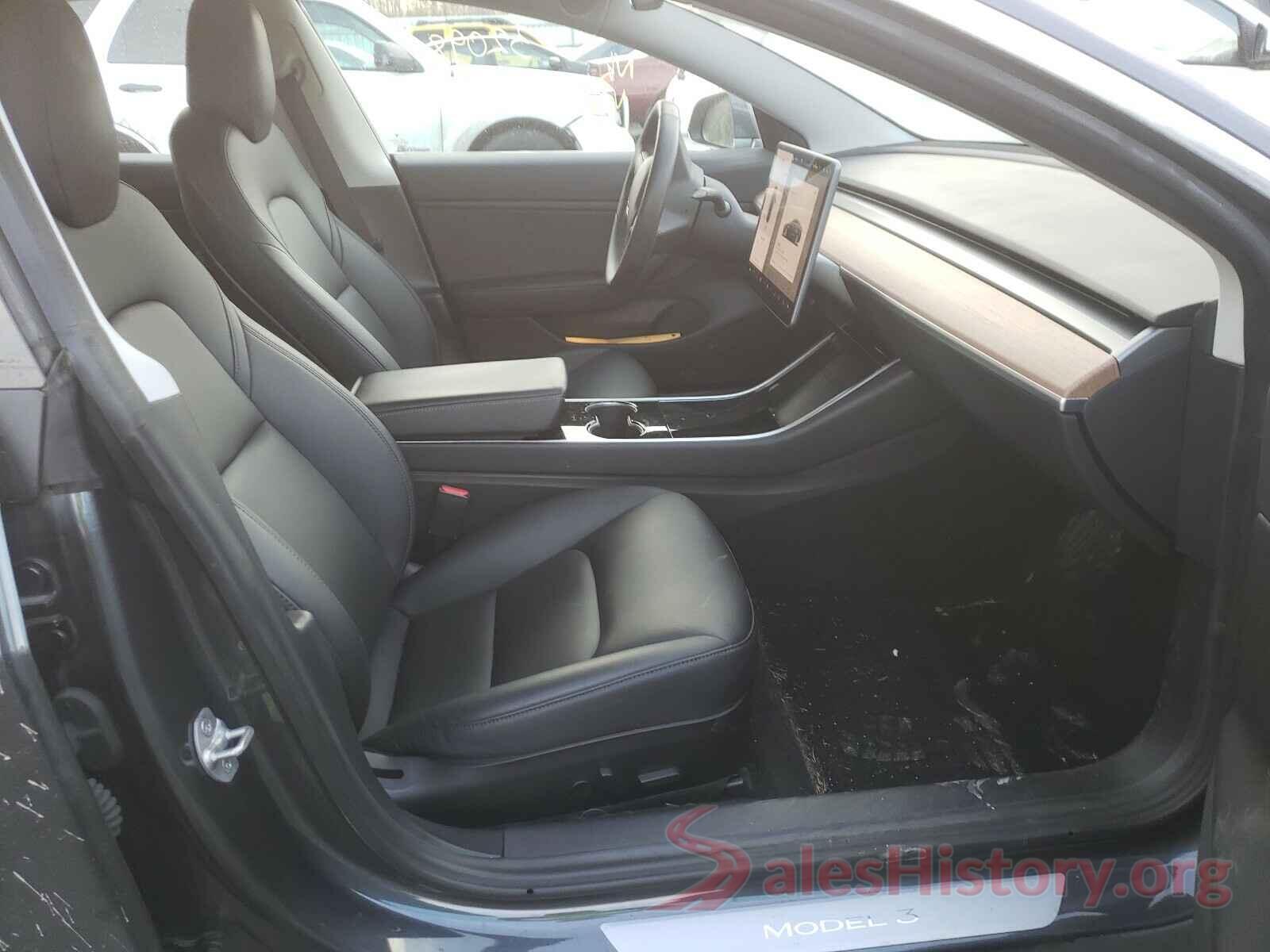 5YJ3E1EB3JF132395 2018 TESLA MODEL 3