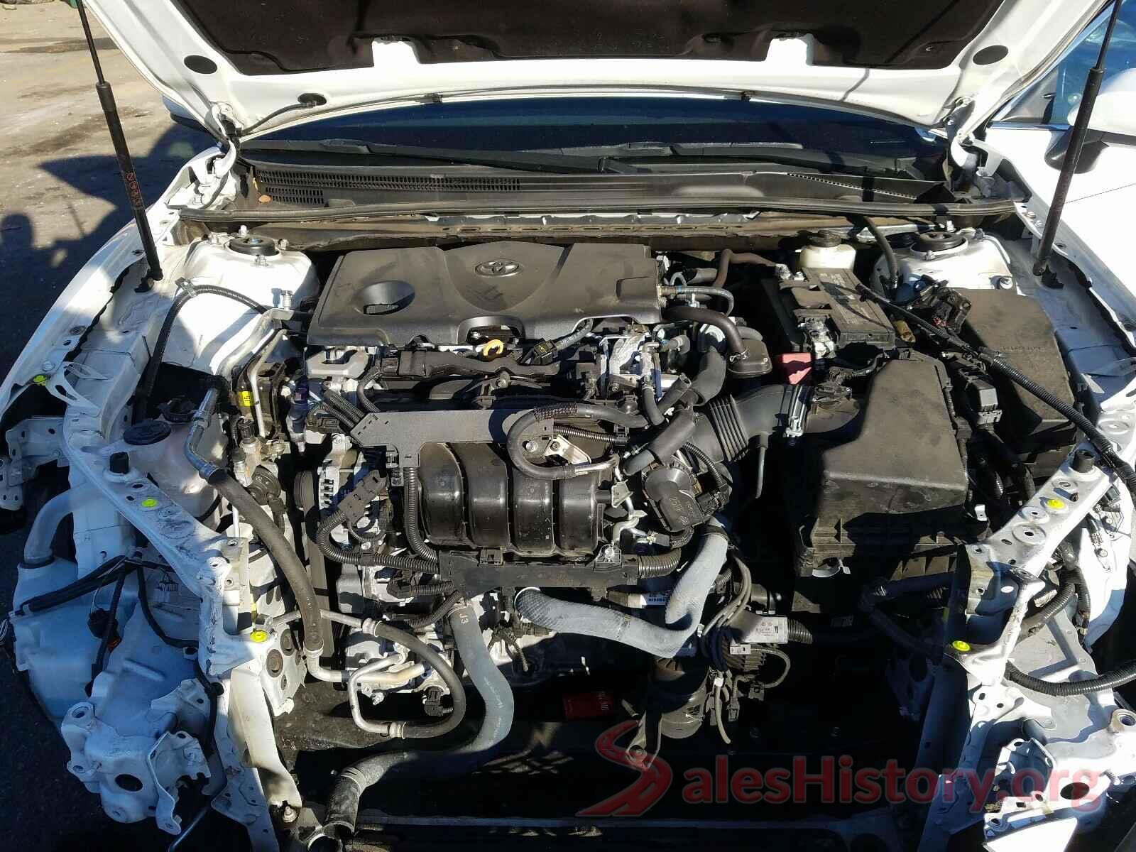 4T1B11HK4JU599220 2018 TOYOTA CAMRY