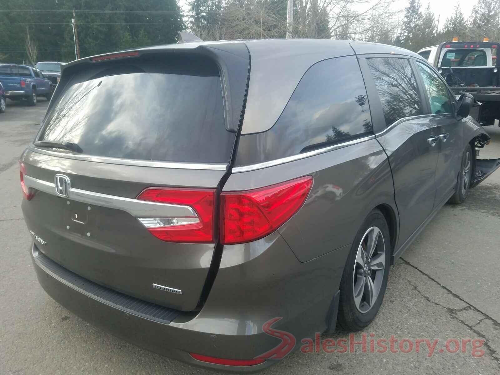 5FNRL6H80JB064523 2018 HONDA ODYSSEY