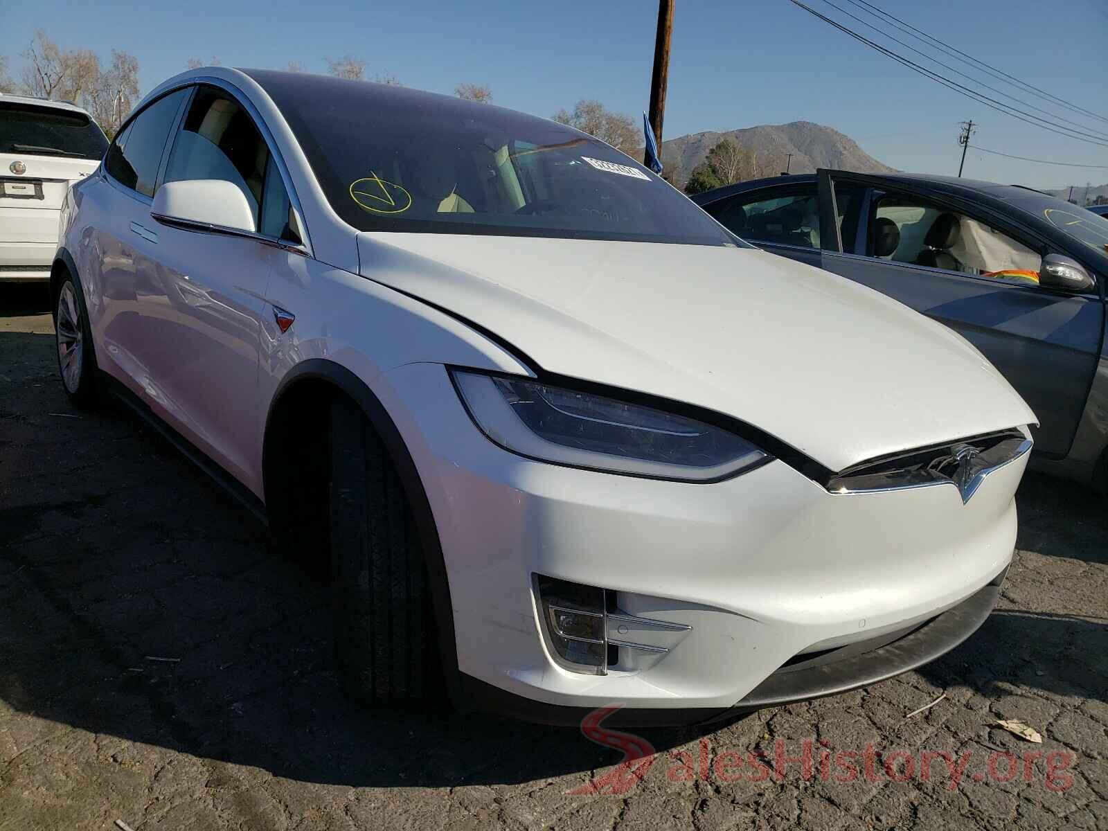 5YJXCBE24HF041269 2017 TESLA MODEL X