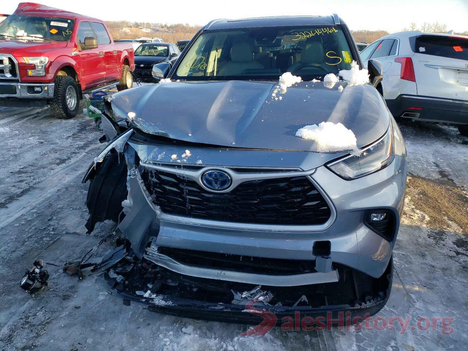 5TDHBRCH8MS022267 2021 TOYOTA HIGHLANDER