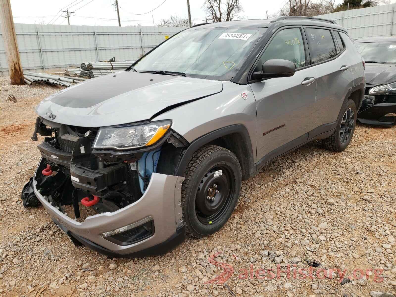 3C4NJDDB5KT733527 2019 JEEP COMPASS