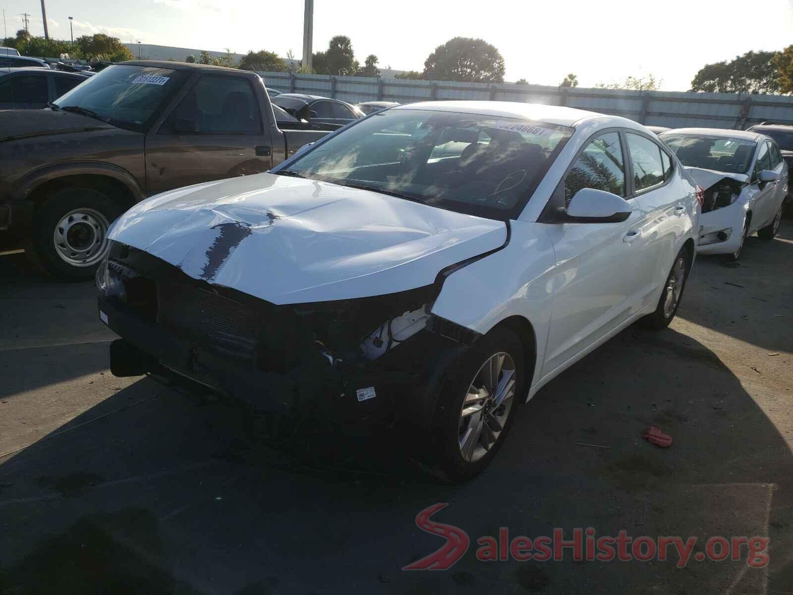 5NPD84LF0KH482735 2019 HYUNDAI ELANTRA